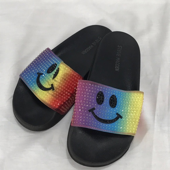 steve madden rainbow slides